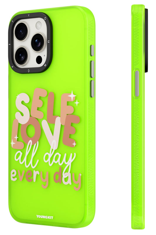 Youngkit Sweet Language Bethany Green Tasarımlı iPhone 13 Pro uyumlu Kılıf Yeşil