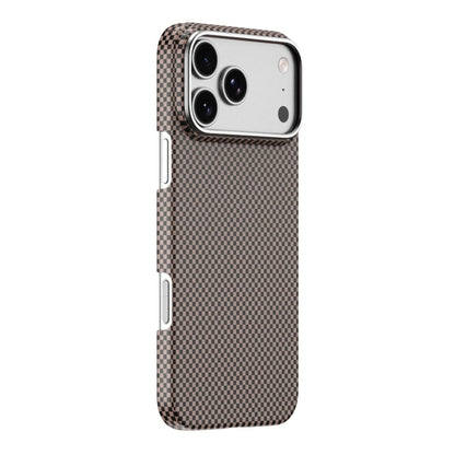 DCC-208 Magsafe Uyumlu Aramid Fiber Karbon iPhone 17 Pro Kılıf