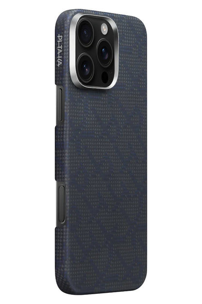 Monogram iPhone 16 Pro Max MagSafe Uyumlu Aramid Fiber Kılıf Mavi Siyah