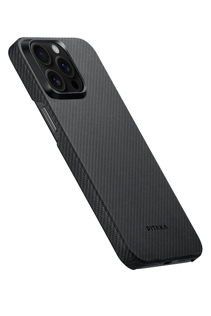 Pitaka Ultra-Slim Classic iPhone 15 Pro MagSafe Uyumlu 600D Aramid Fiber Kılıf Siyah